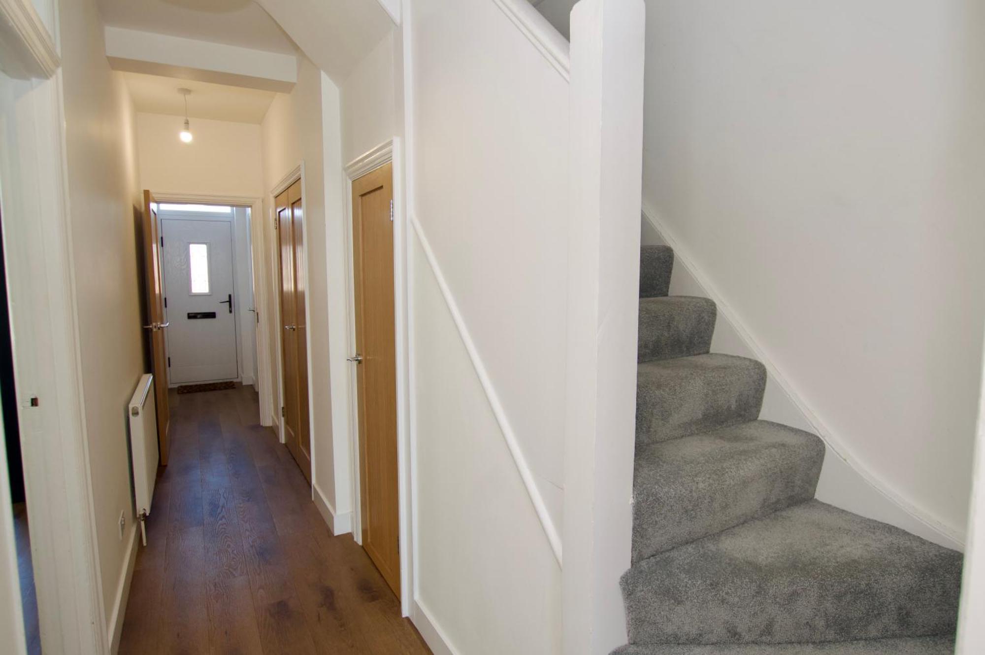 Beautiful Large 3-Bed Coastal Flat With Parking. Διαμέρισμα Frinton-on-Sea Εξωτερικό φωτογραφία